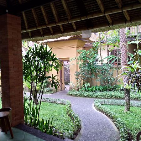 Ubud Lestari Bungalows Экстерьер фото